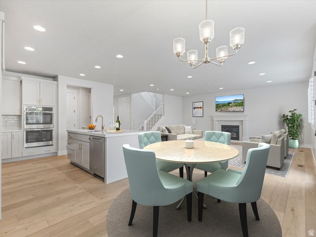 2007 E WALKER MEADOWS CIR, Holladay, UT 84117