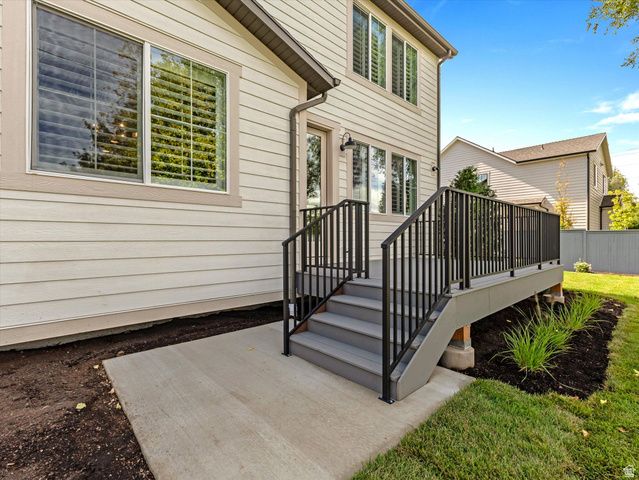 2007 E WALKER MEADOWS CIR, Holladay, UT 84117