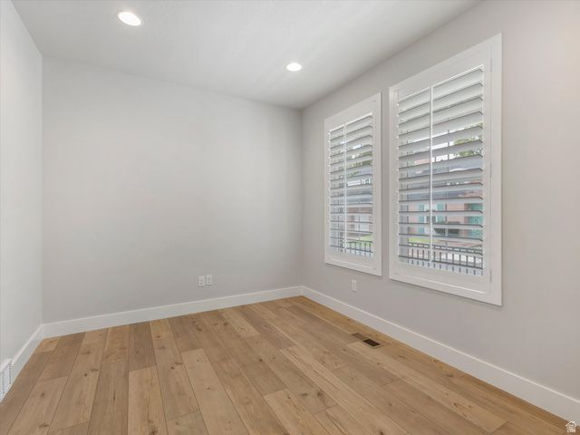 2007 E WALKER MEADOWS CIR, Holladay, UT 84117