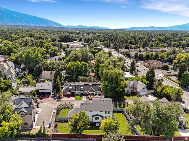 2007 E WALKER MEADOWS CIR, Holladay, UT 84117