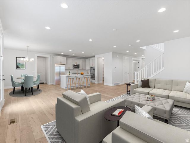 2007 E WALKER MEADOWS CIR, Holladay, UT 84117
