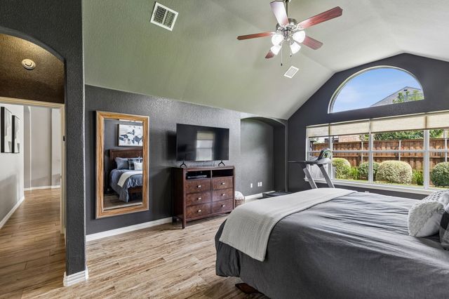1916 Annabel Avenue, Flower Mound, TX 75028