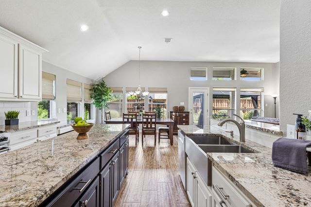 1916 Annabel Avenue, Flower Mound, TX 75028