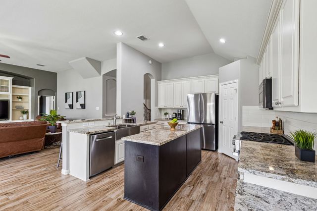 1916 Annabel Avenue, Flower Mound, TX 75028