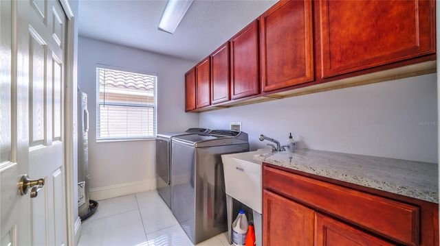 6956 LUCCA STREET, Orlando, FL 32819