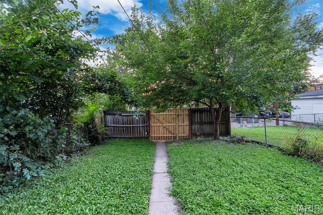 3517 Pennsylvania Avenue, St Louis, MO 63118