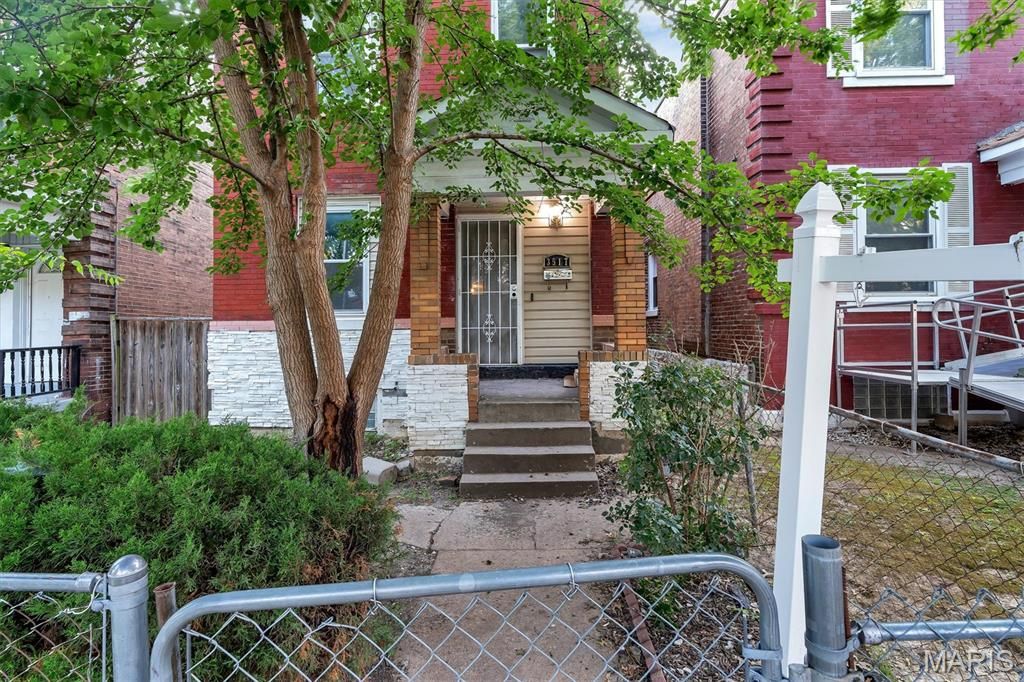 3517 Pennsylvania Avenue, St Louis, MO 63118