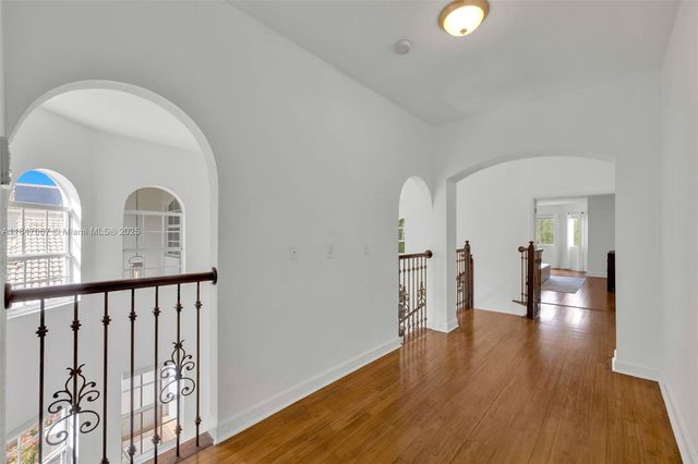 7301 NW 107th Pl, Doral, FL 33178