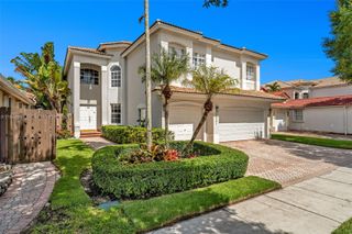 7301 NW 107th Pl, Doral, FL 33178