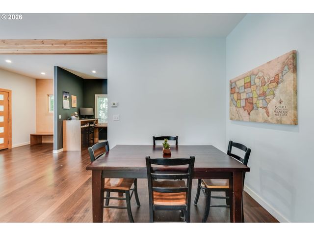 3712 Se 8TH Ave, Portland, OR 97202