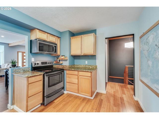 3712 Se 8TH Ave, Portland, OR 97202