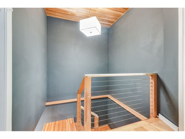 3712 Se 8TH Ave, Portland, OR 97202