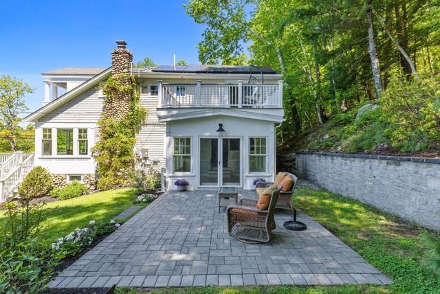 35 Keyes Rd, Westford, MA 01886
