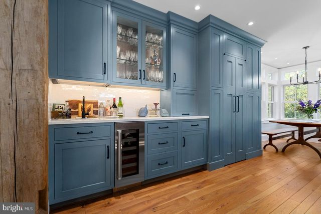 2996 N SUGAN RD, Solebury, PA 18963