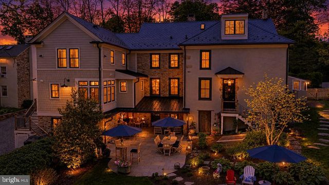 2996 N SUGAN RD, Solebury, PA 18963