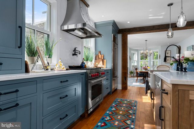2996 N SUGAN RD, Solebury, PA 18963