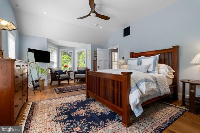 2996 N SUGAN RD, Solebury, PA 18963