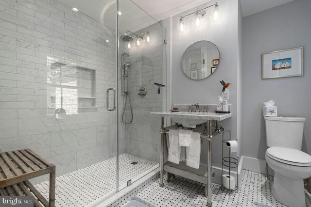 2996 N SUGAN RD, Solebury, PA 18963