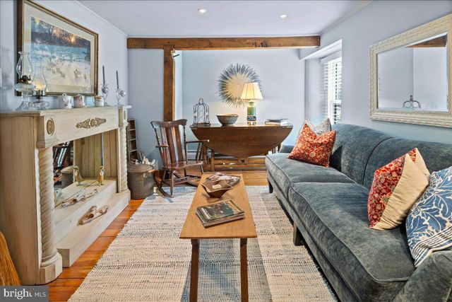 2996 N SUGAN RD, Solebury, PA 18963