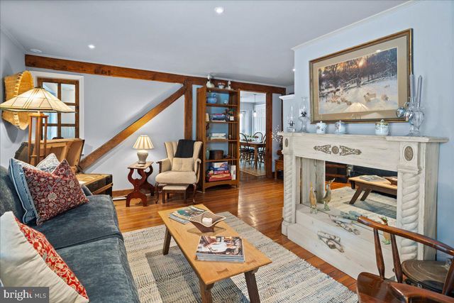 2996 N SUGAN RD, Solebury, PA 18963