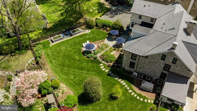 2996 N SUGAN RD, Solebury, PA 18963