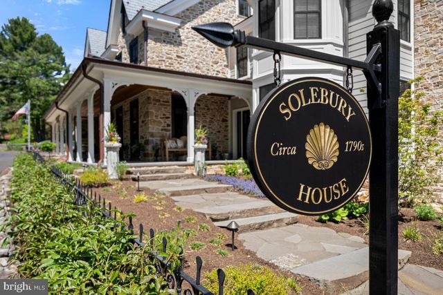 2996 N SUGAN RD, Solebury, PA 18963