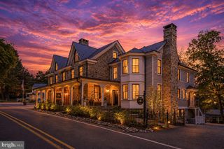 2996 N SUGAN RD, Solebury, PA 18963