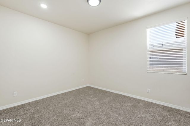 331 Apodaca Road, Socorro, TX 79927