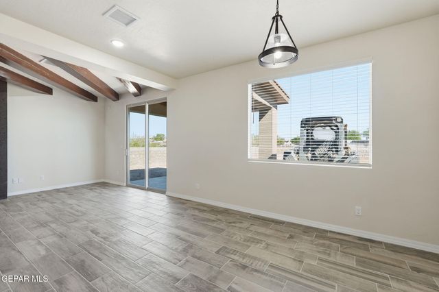 331 Apodaca Road, Socorro, TX 79927