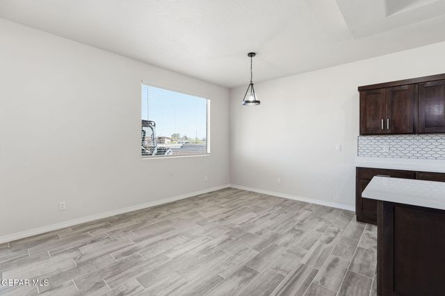 331 Apodaca Road, Socorro, TX 79927