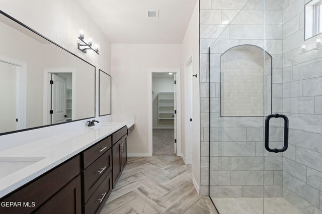 331 Apodaca Road, Socorro, TX 79927