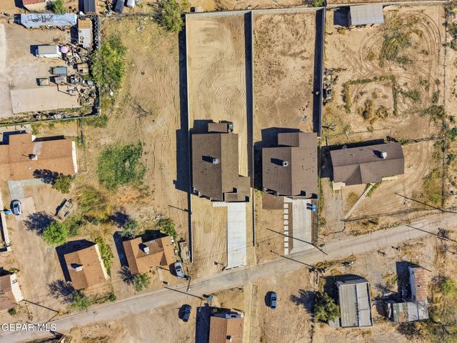 331 Apodaca Road, Socorro, TX 79927