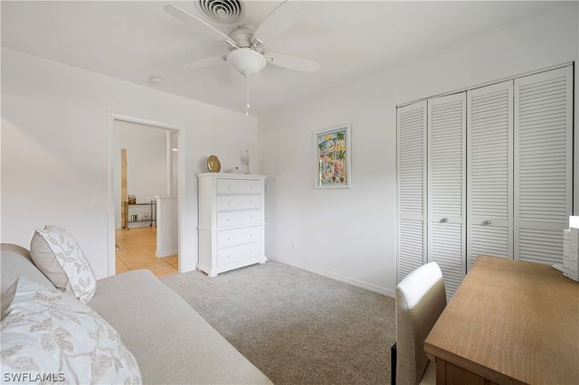 1340 Crayton RD 4, Naples, FL 34102