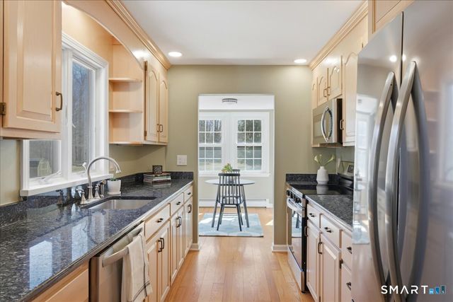 559 Route 81 Route, Killingworth, CT 06419