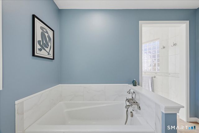 559 Route 81 Route, Killingworth, CT 06419