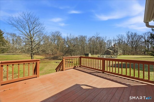 559 Route 81 Route, Killingworth, CT 06419