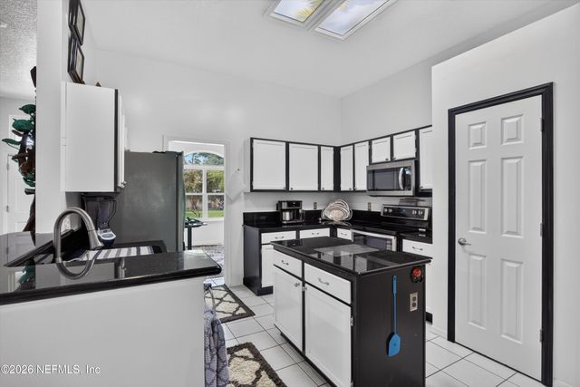 1346 GATELY Court, Jacksonville, FL 32225