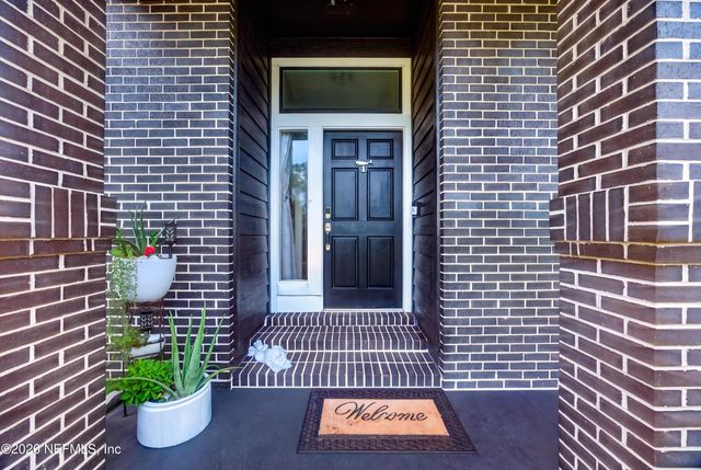 1346 GATELY Court, Jacksonville, FL 32225