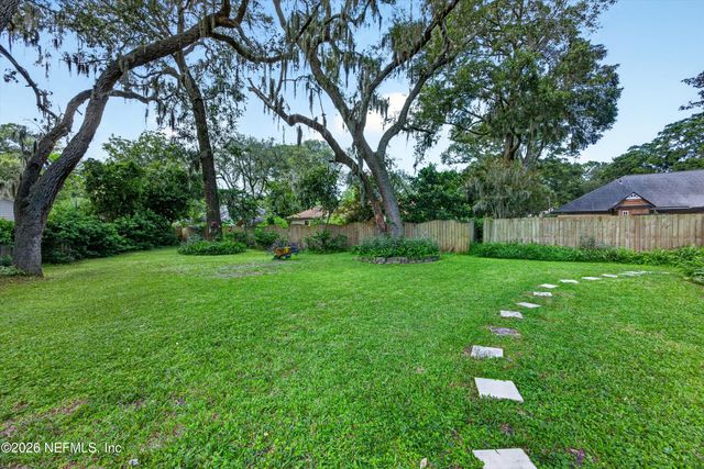 1346 GATELY Court, Jacksonville, FL 32225