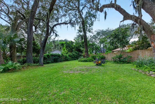 1346 GATELY Court, Jacksonville, FL 32225