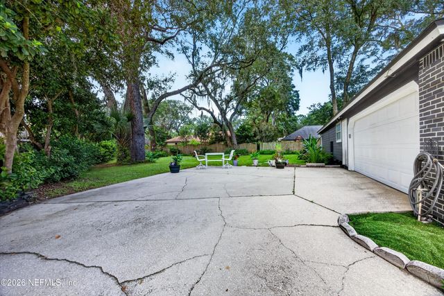 1346 GATELY Court, Jacksonville, FL 32225