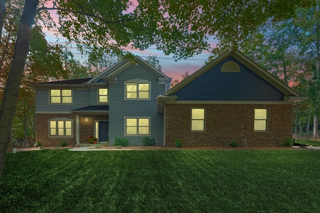 1560 Stonecreek Drive, Niles, MI 49120