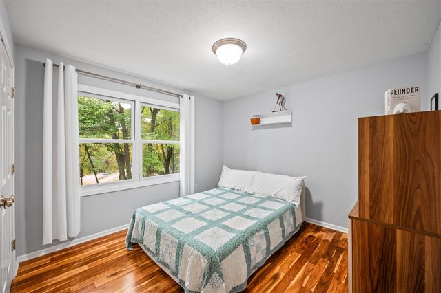 1560 Stonecreek Drive, Niles, MI 49120