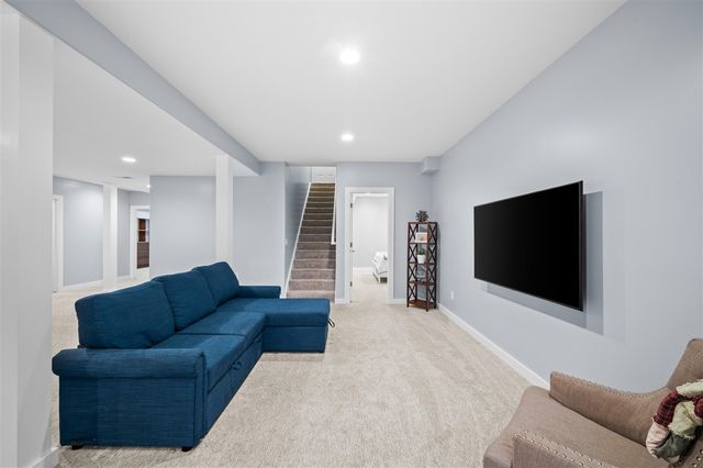 1560 Stonecreek Drive, Niles, MI 49120