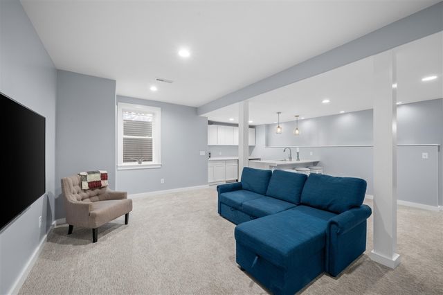 1560 Stonecreek Drive, Niles, MI 49120