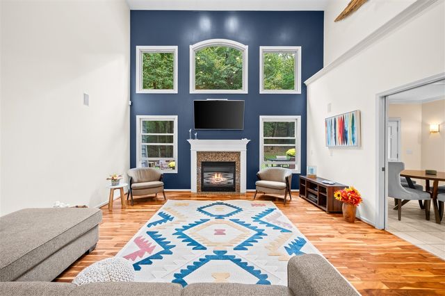 1560 Stonecreek Drive, Niles, MI 49120