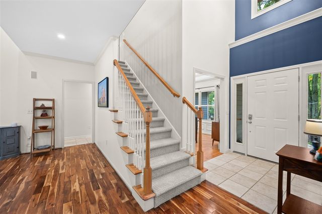 1560 Stonecreek Drive, Niles, MI 49120