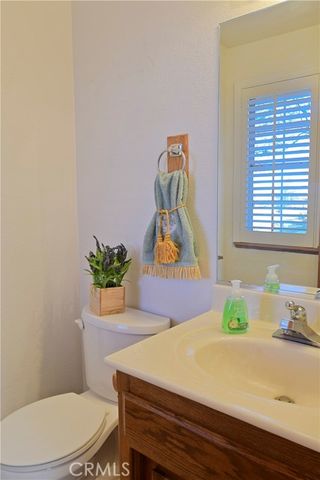 43119 Roulette, Lancaster, CA 93536