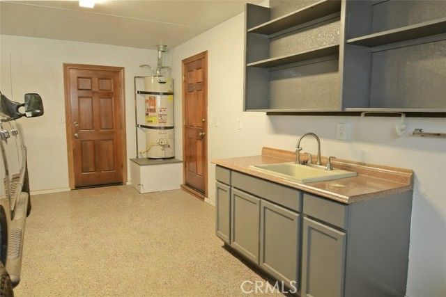 43119 Roulette, Lancaster, CA 93536