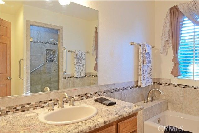 43119 Roulette, Lancaster, CA 93536